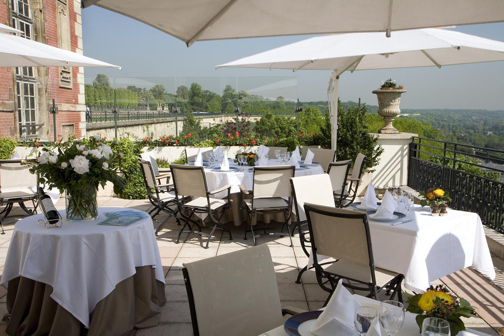 Pavillon Henri IV Hotel Restaurant Gastronomique Terrasse Saint-Germain-en-Laye Esterno foto